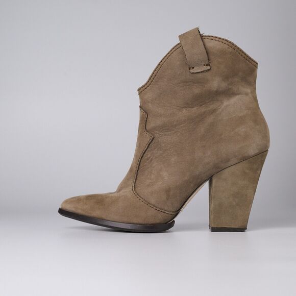 Zara Women’s Beige Suede Western Boho Chic Ankle Boots Sz 38 Almond Toe Pull On - Picture 4 of 11